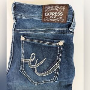 Express Women’s Blue low waist skinny jeans
